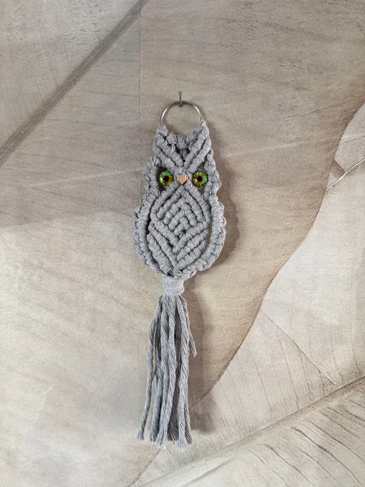 Macrame Sleutel/Tassenhanger (Uil)